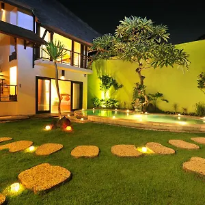 Athena Garden Villa